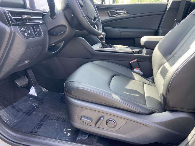 new 2026 Kia Sportage car, priced at $35,580