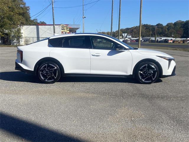 new 2025 Kia K4 car, priced at $29,500