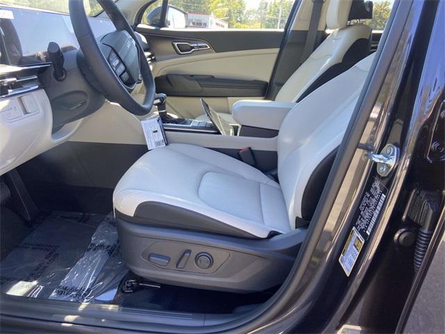 new 2026 Kia Sportage car, priced at $33,735