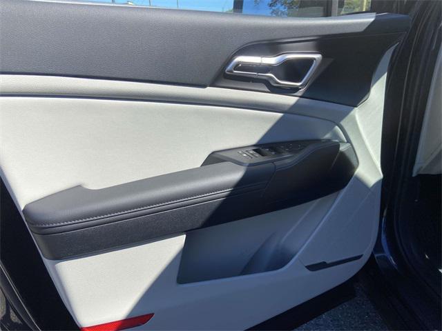 new 2026 Kia Sportage car, priced at $33,735