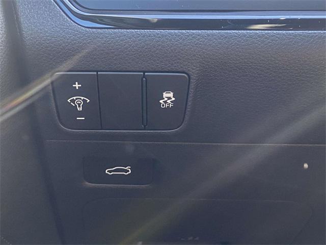 new 2026 Kia K5 car, priced at $32,575