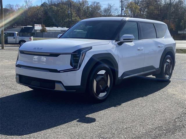 new 2026 Kia EV9 car, priced at $60,770