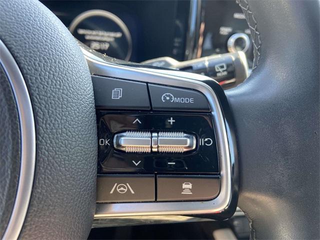 used 2023 Kia Sorento car, priced at $30,889