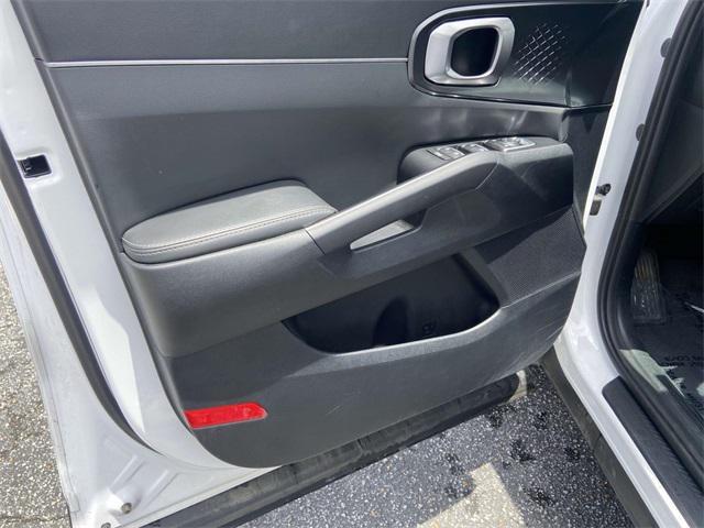 new 2025 Kia Sorento car, priced at $36,685