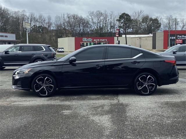 used 2023 Nissan Altima car, priced at $23,432