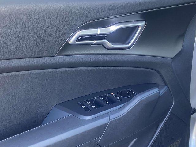 new 2026 Kia Sportage Hybrid car, priced at $31,735