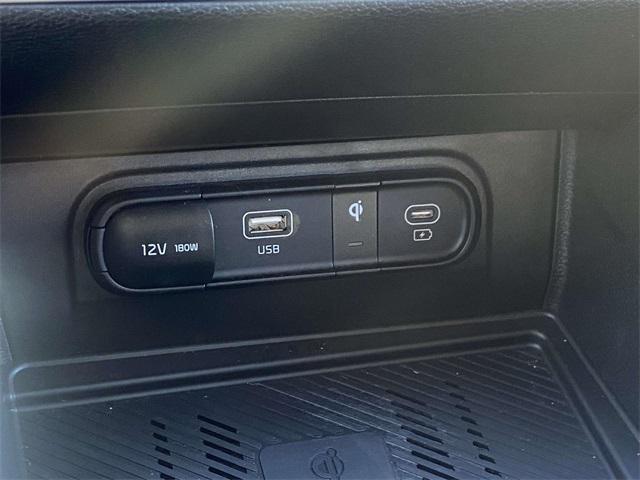 new 2025 Kia Sportage car, priced at $32,030