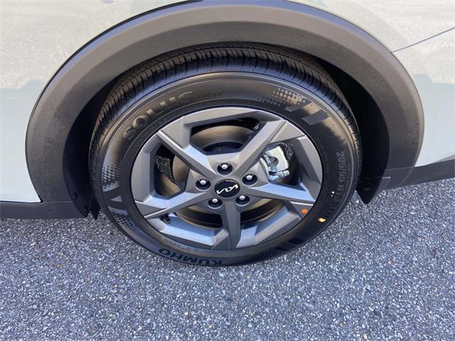 new 2026 Kia K4 car, priced at $24,675