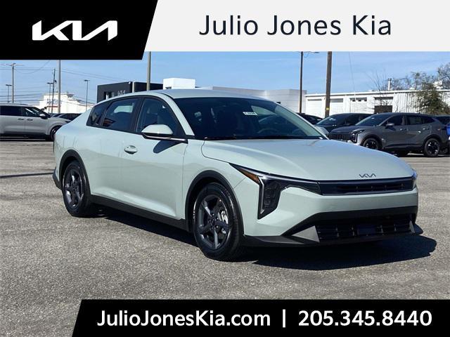 new 2026 Kia K4 car, priced at $24,675