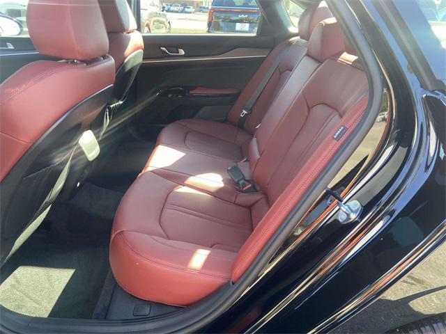 new 2026 Kia K5 car, priced at $32,080