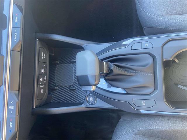 new 2025 Kia K4 car, priced at $25,740