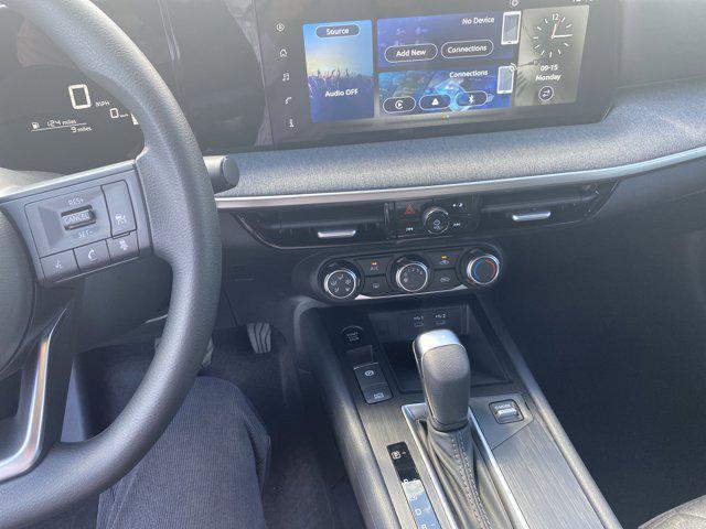 new 2025 Nissan Kicks car, priced at $27,685