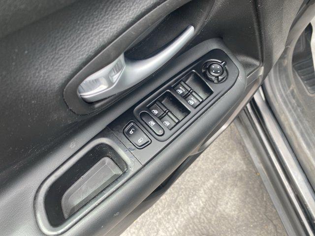 used 2020 Jeep Renegade car, priced at $18,995