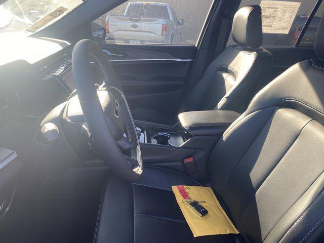 new 2025 Jeep Grand Cherokee car, priced at $47,256