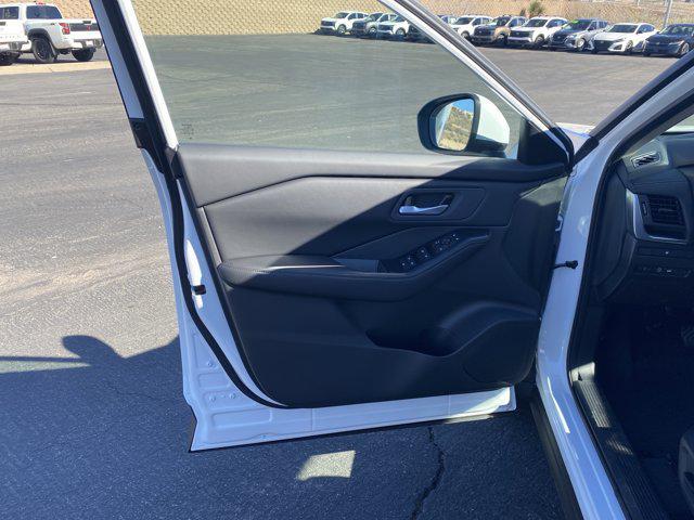 new 2026 Nissan Rogue car, priced at $34,000