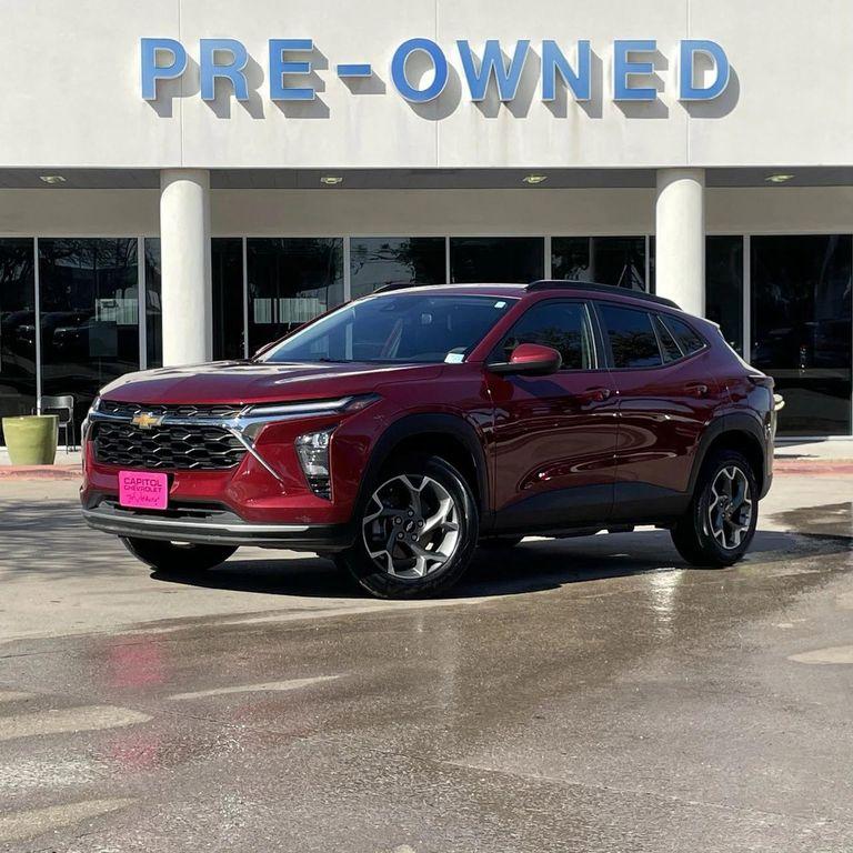 used 2025 Chevrolet Trax car, priced at $20,635