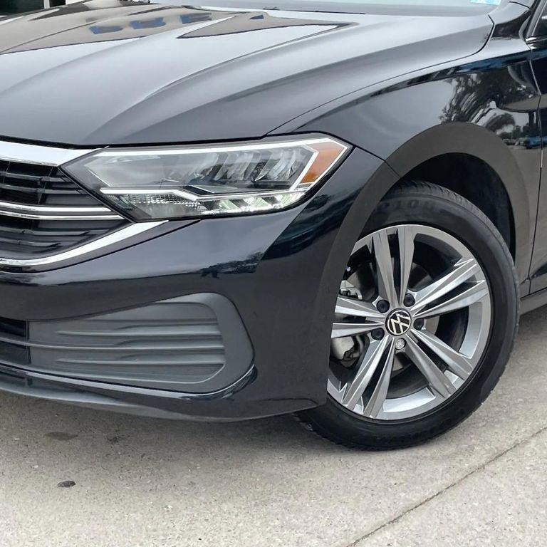 used 2024 Volkswagen Jetta car, priced at $17,622