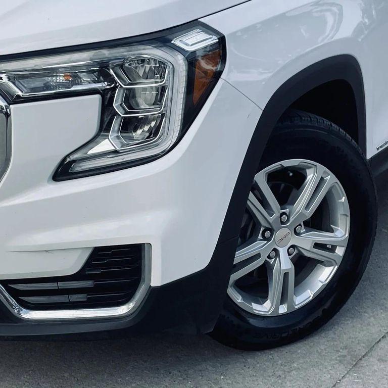 used 2024 GMC Terrain car, priced at $19,186