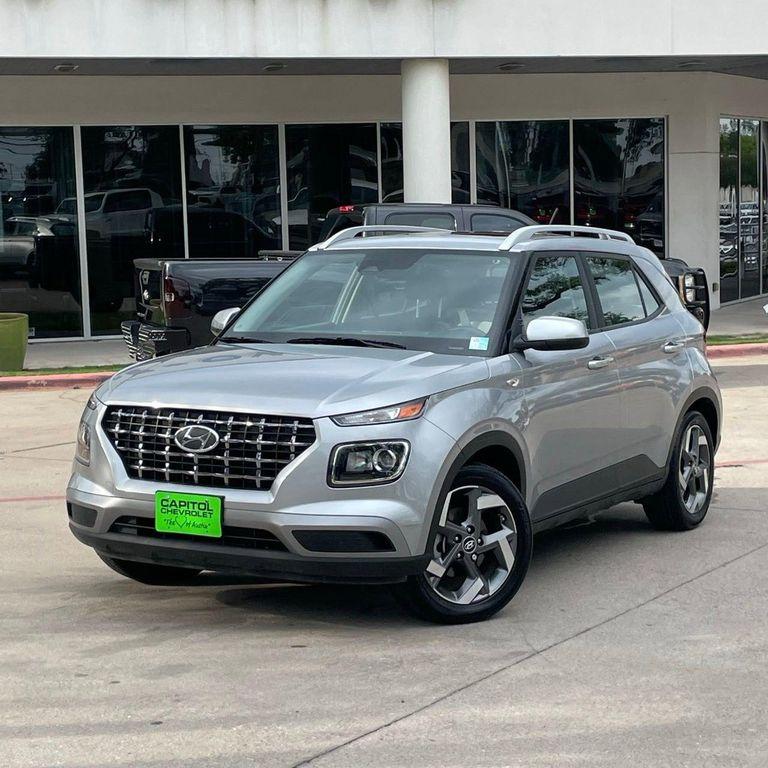used 2025 Hyundai Venue car, priced at $18,951