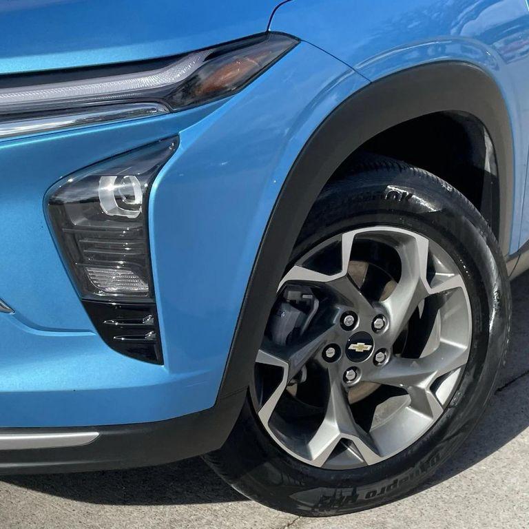 used 2025 Chevrolet Trax car, priced at $20,943