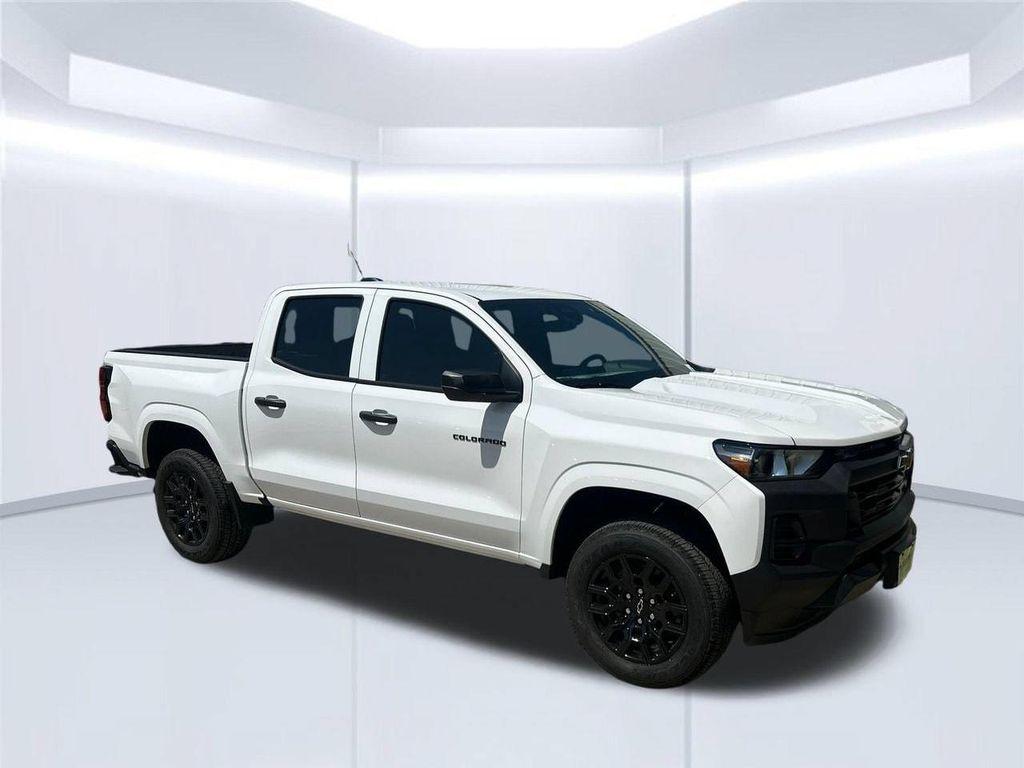 new 2026 Chevrolet Colorado car, priced at $29,097