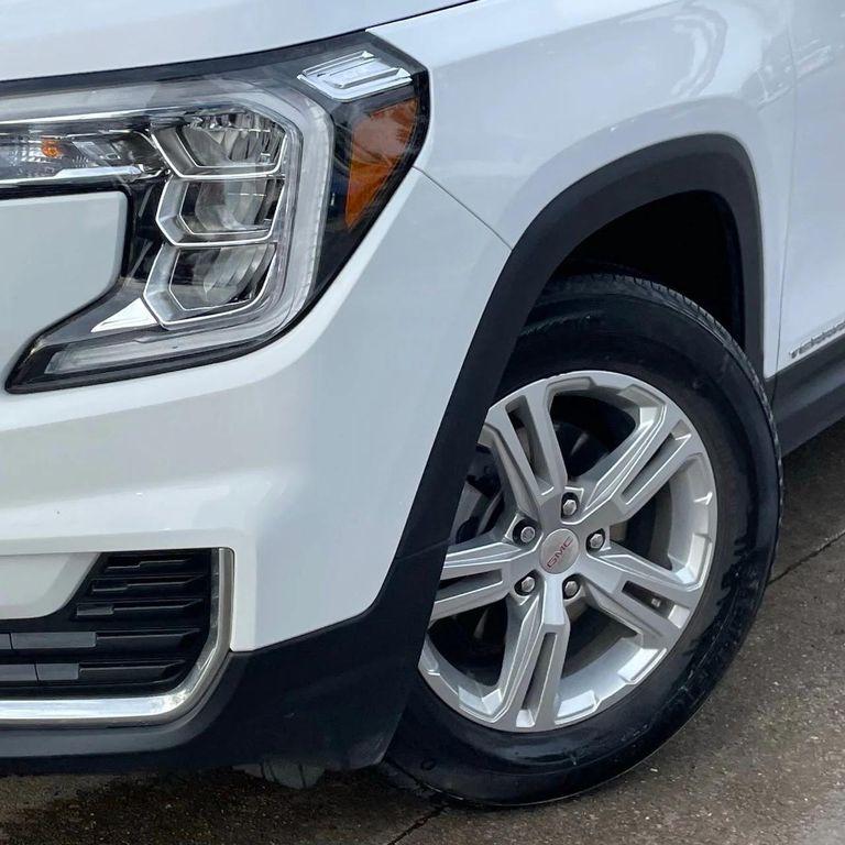 used 2024 GMC Terrain car, priced at $19,771