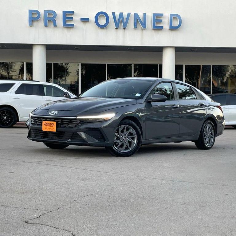 used 2025 Hyundai ELANTRA HEV car, priced at $19,995