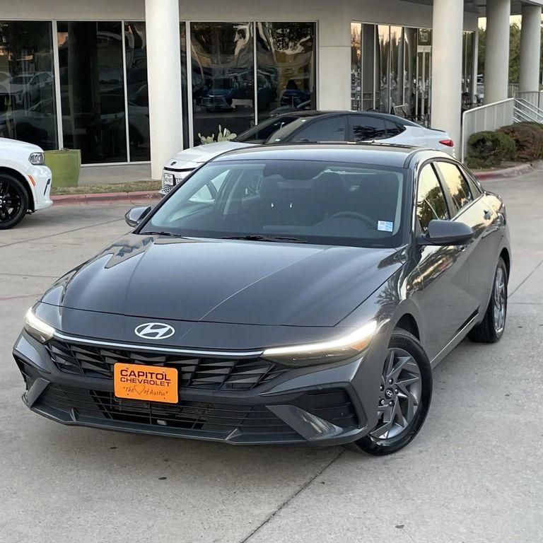 used 2025 Hyundai ELANTRA HEV car, priced at $19,995