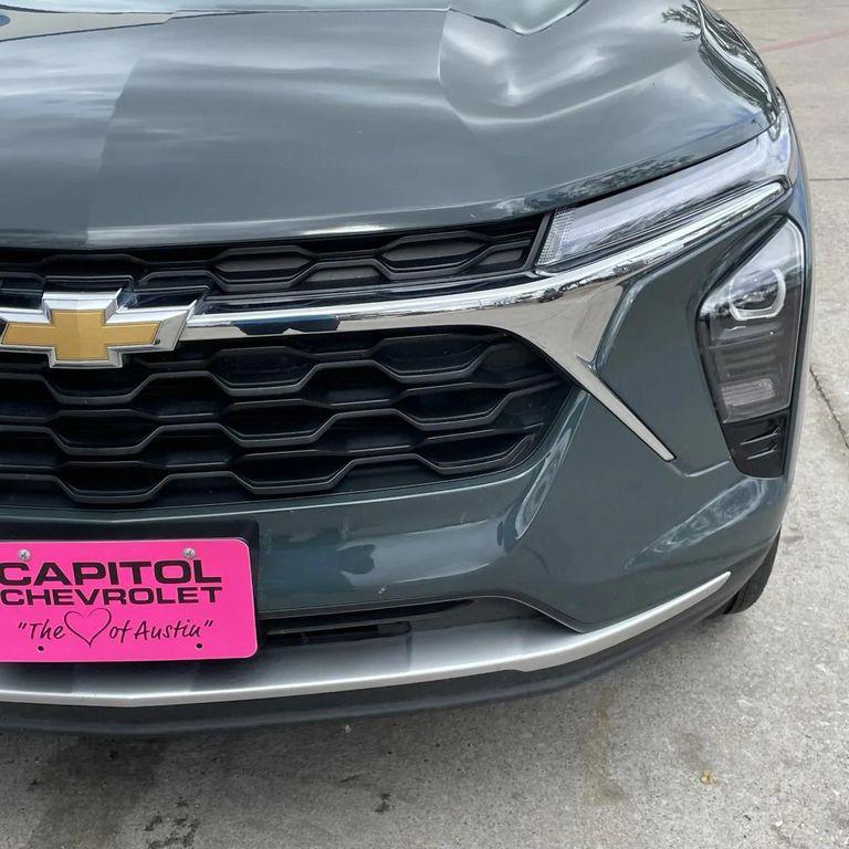 used 2025 Chevrolet Trax car, priced at $20,561