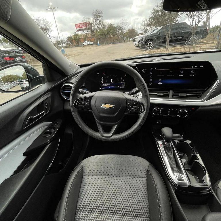 used 2025 Chevrolet Trax car, priced at $20,561