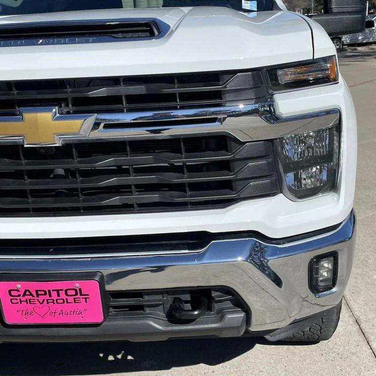 used 2024 Chevrolet Silverado 2500 car, priced at $48,172
