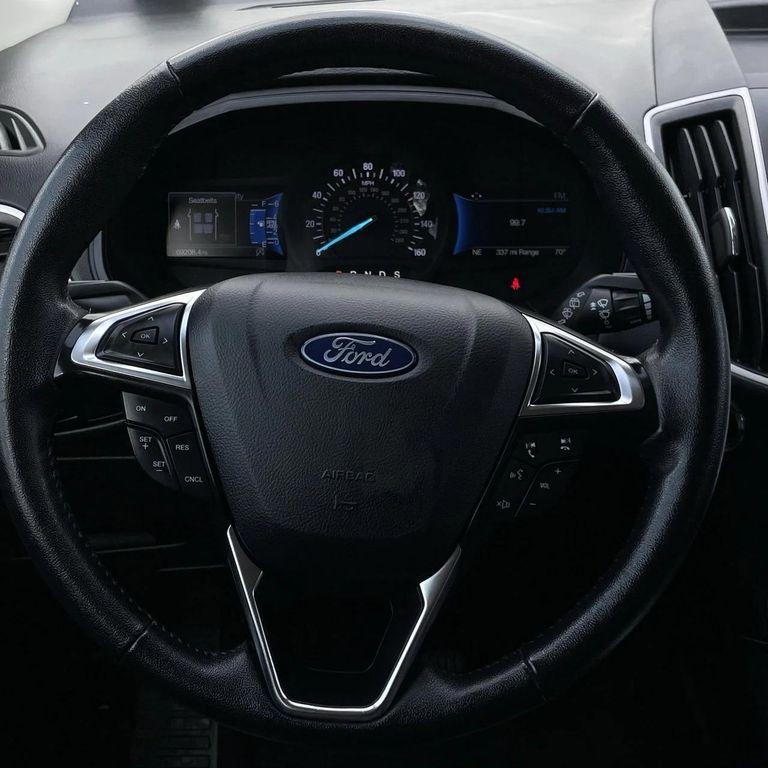 used 2024 Ford Edge car, priced at $18,184