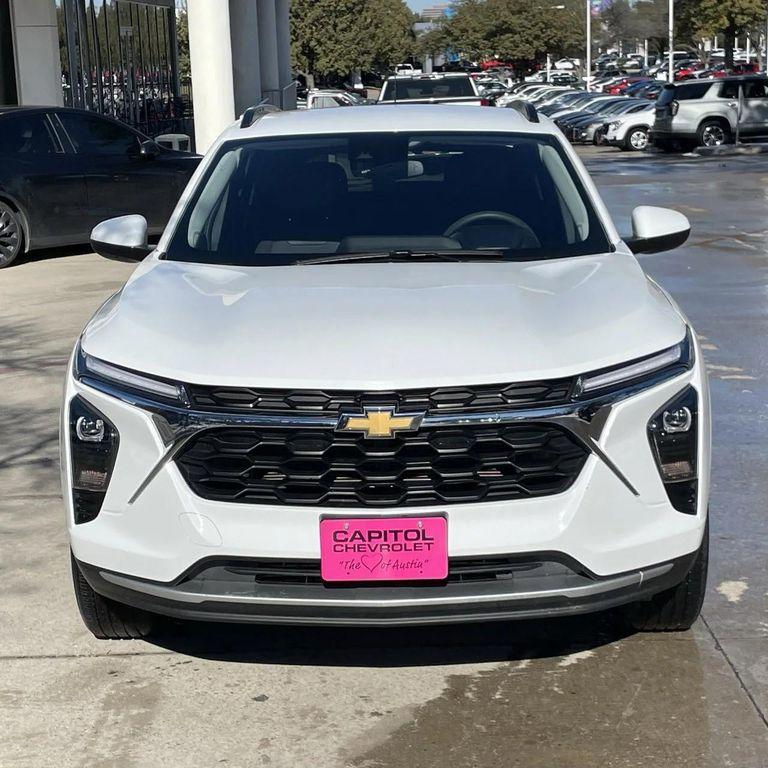 used 2025 Chevrolet Trax car, priced at $20,744