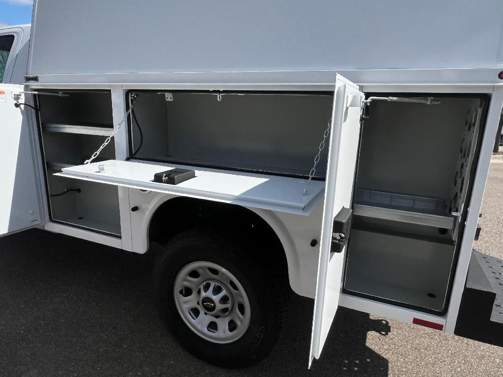 new 2025 Chevrolet Silverado 3500 car, priced at $46,104