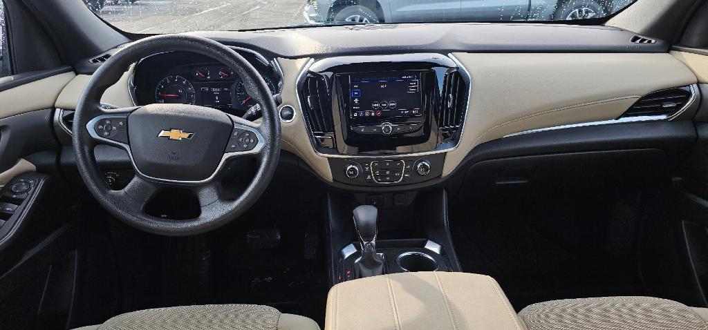used 2022 Chevrolet Traverse car, priced at $22,980