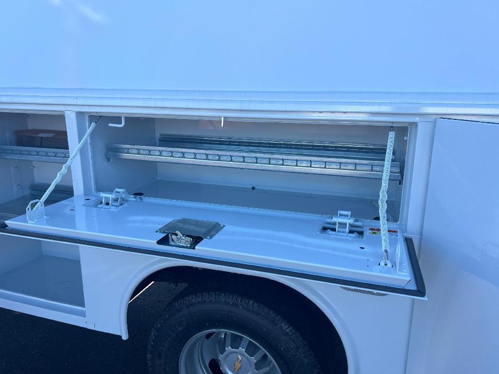 new 2024 Chevrolet Silverado 3500 car, priced at $52,654