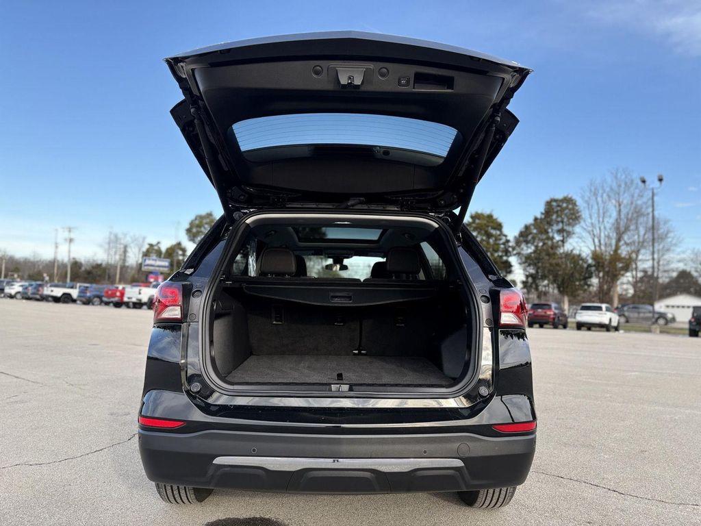 used 2023 Chevrolet Equinox car, priced at $22,300
