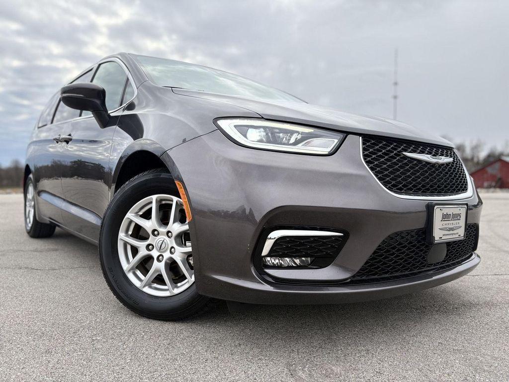 used 2023 Chrysler Pacifica car, priced at $22,888