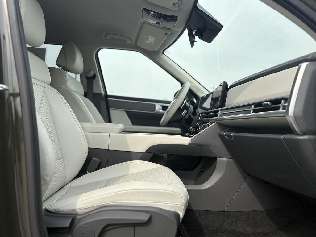 used 2025 Hyundai Santa Fe car, priced at $27,995