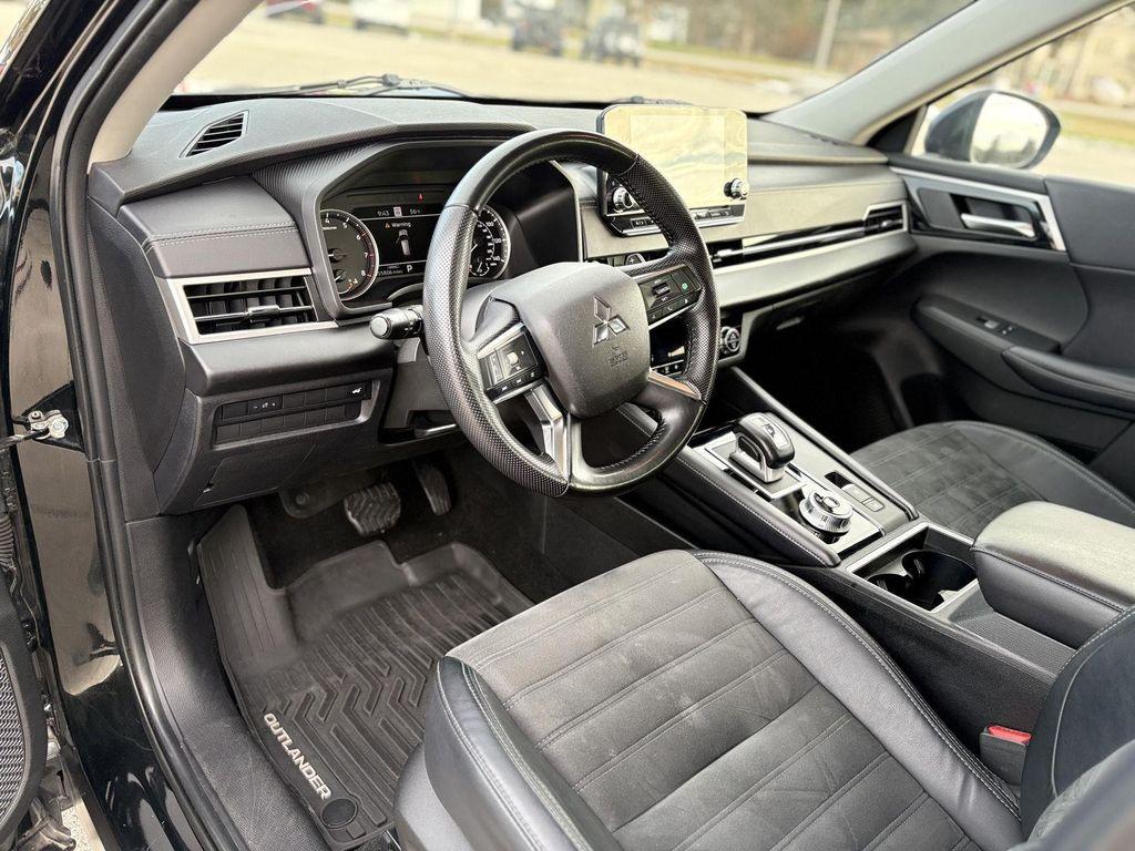used 2023 Mitsubishi Outlander car, priced at $19,888