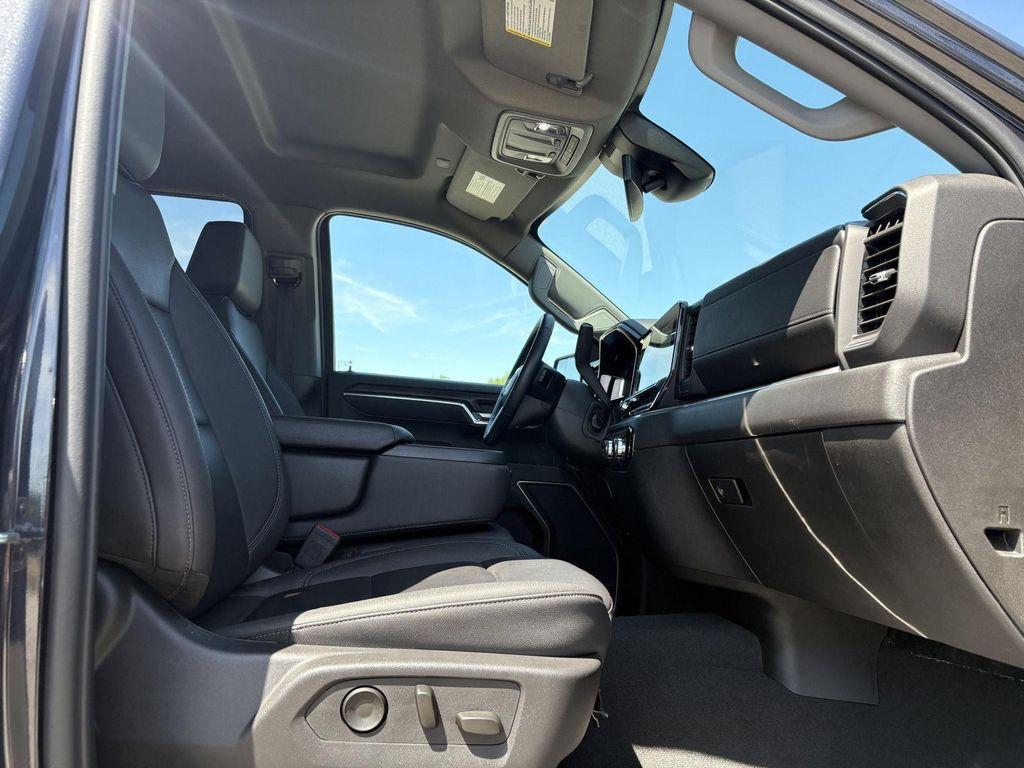used 2025 GMC Sierra 1500 car, priced at $45,495