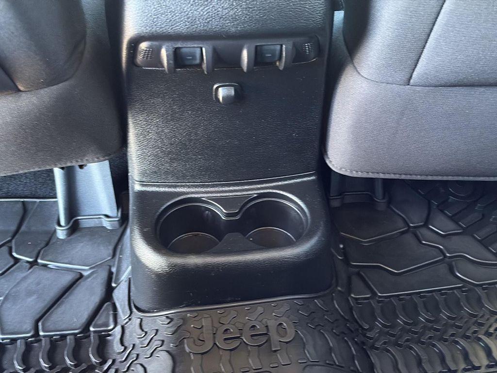 used 2015 Jeep Wrangler Unlimited car, priced at $13,900