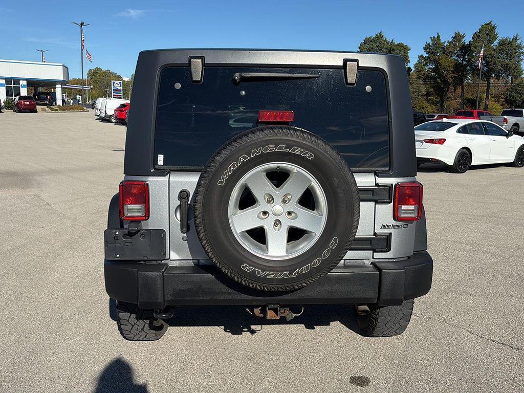 used 2015 Jeep Wrangler Unlimited car, priced at $13,900