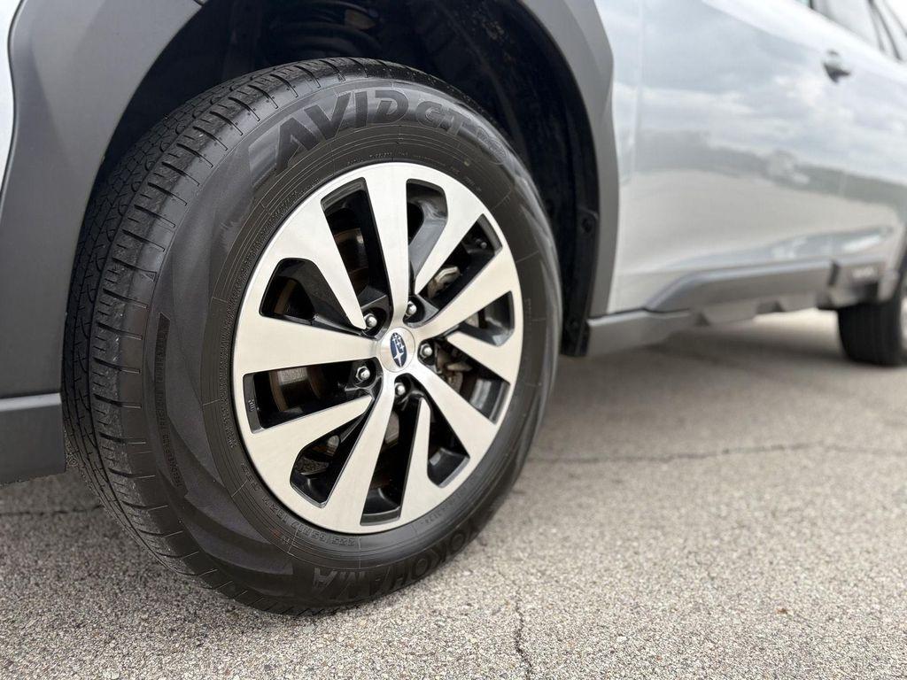 used 2025 Subaru Outback car, priced at $28,795