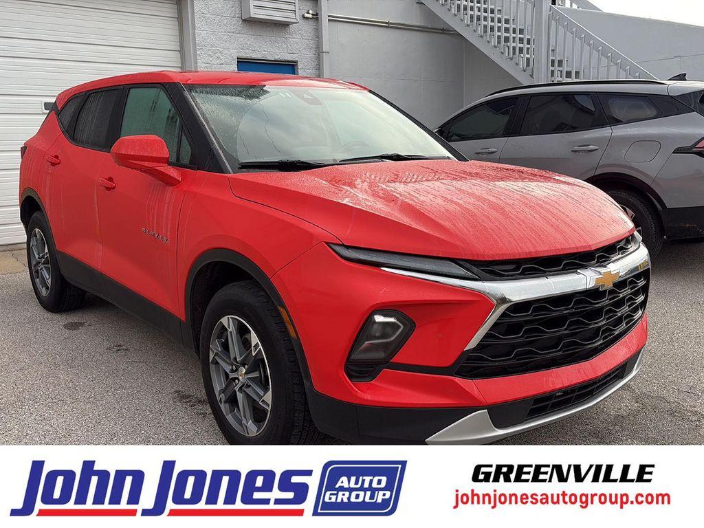 used 2025 Chevrolet Blazer car, priced at $26,400