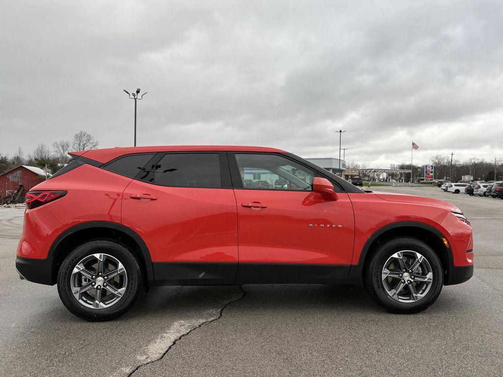 used 2025 Chevrolet Blazer car, priced at $23,995