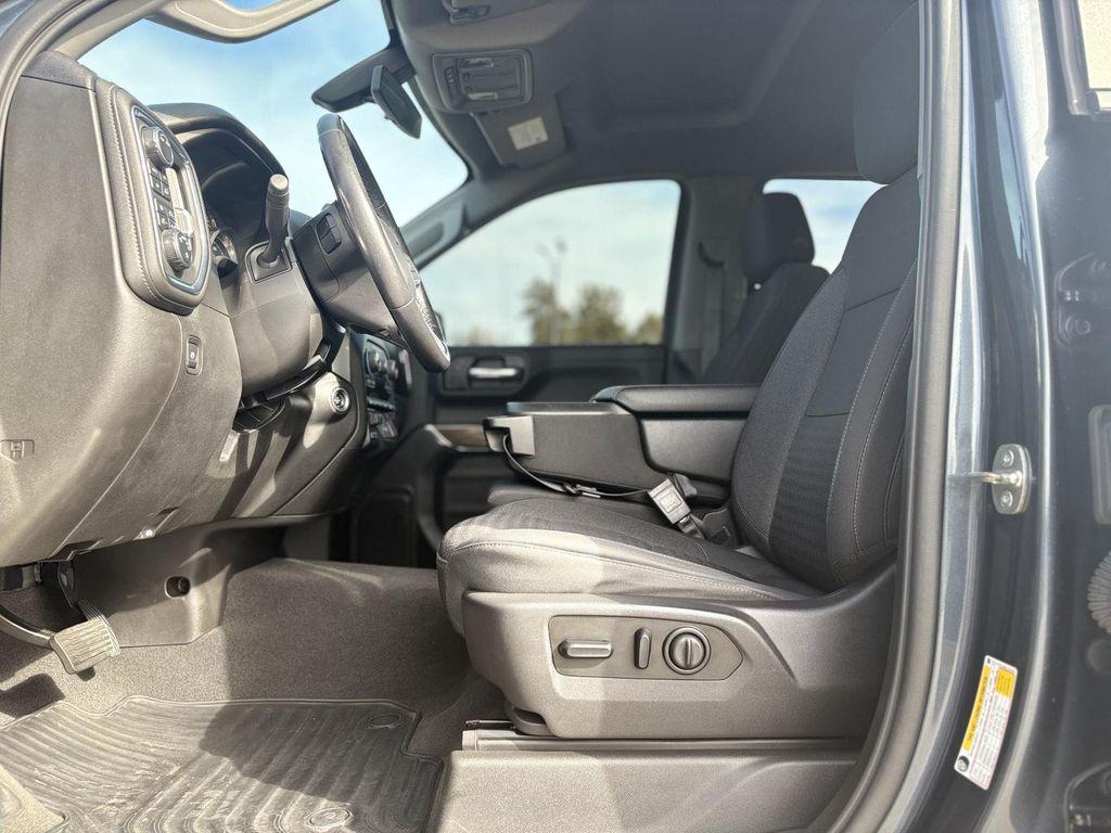 used 2021 Chevrolet Silverado 1500 car, priced at $31,300