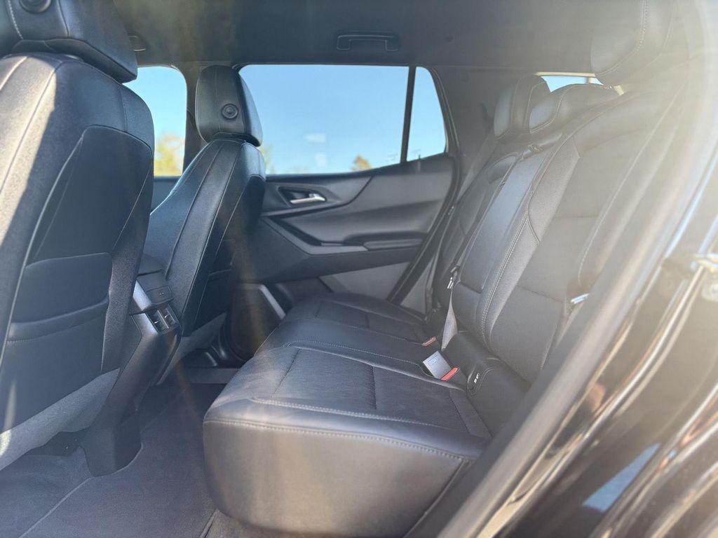 used 2025 Chevrolet Equinox car, priced at $24,400