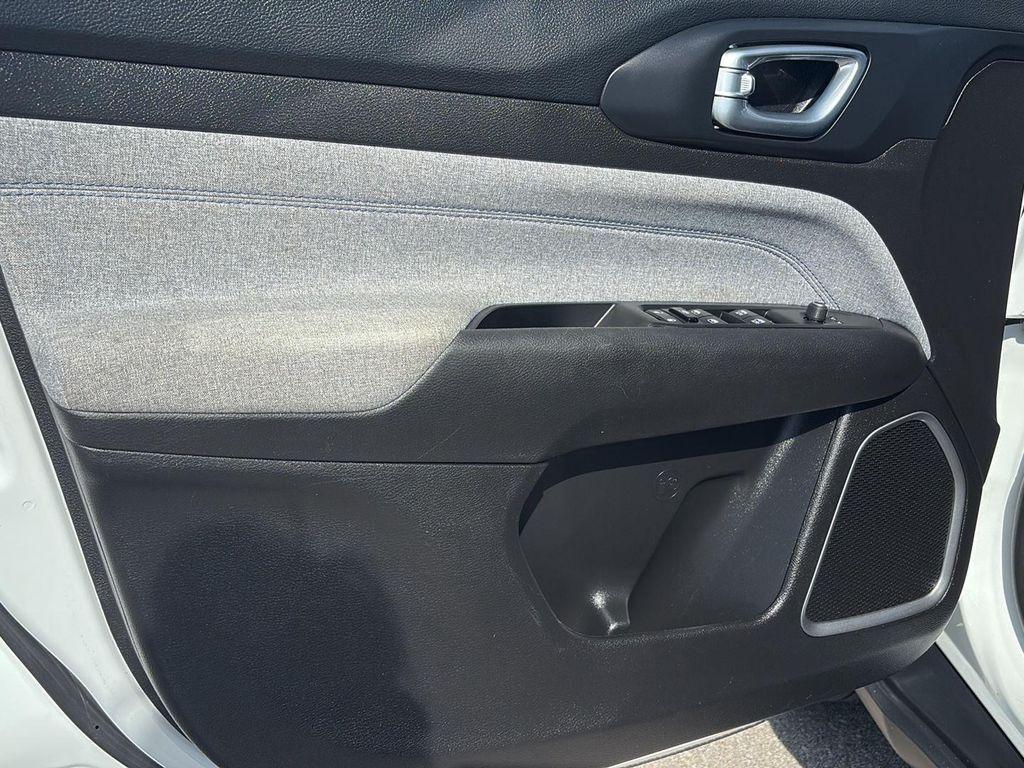 used 2024 Jeep Compass car, priced at $21,400