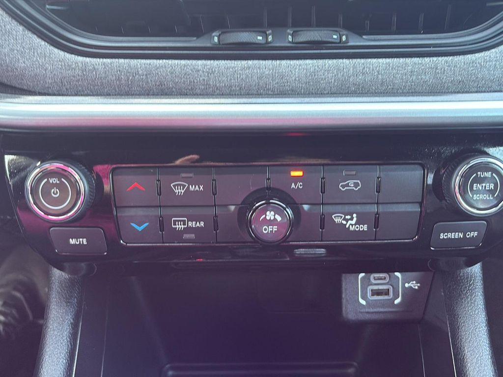 used 2024 Jeep Compass car, priced at $21,400